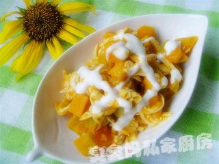 Baby Meal-pumpkin Mixed with Shredded Chicken recipe