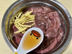 Warm-up and Blood-rich Wolfberry Leaf Pork Liver Soup [zero Cooking] recipe