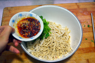 Cold Dishes Mix and Match [enoki Mushroom and Bean Curd] recipe