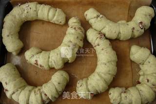 Wormwood Red Bean Buns recipe