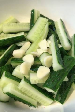 Hot and Sour Cucumber recipe