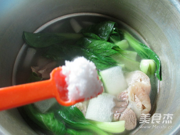 Green Vegetables and Winter Melon Soup recipe