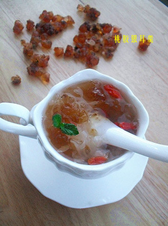 Peach Gum White Fungus Soup