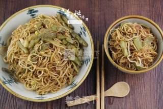 Braised Noodles with Beans recipe