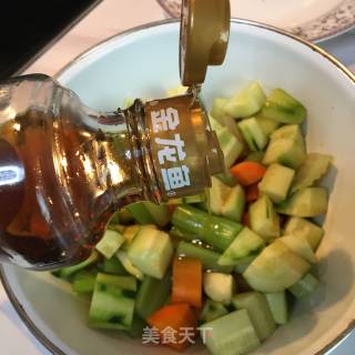 Diced Vegetables with Cashew Nuts recipe