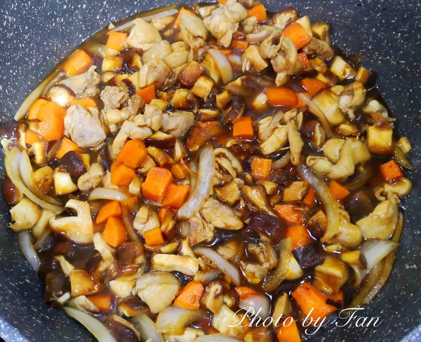 Stewed Rice with Mushroom and Chicken Drumsticks recipe