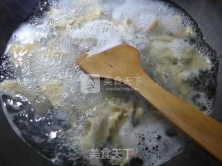 Leek Stir-fried with Roasted Bran recipe