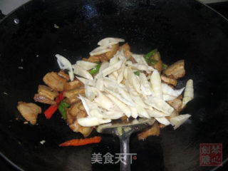 Stir-fried Pork Belly with Bamboo Shoots recipe