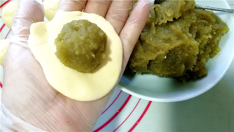 Sweet Potato Green Bean Paste and Glutinous Rice Cake recipe