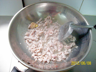 Stir-fried Shredded Pork with Celery recipe