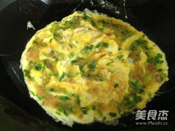 Scrambled Eggs with Chives and Dried Radish recipe