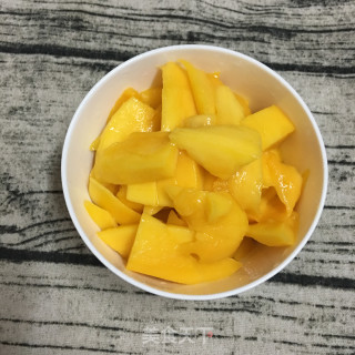 Mango Milkshake recipe