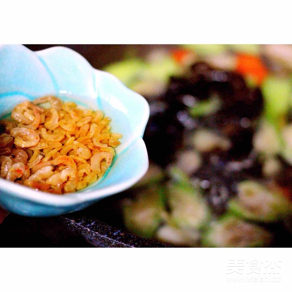 Loofah Egg Flower Sea Rice Soup recipe