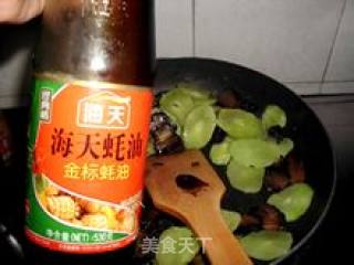 Stir-fried Bacon with Lettuce recipe
