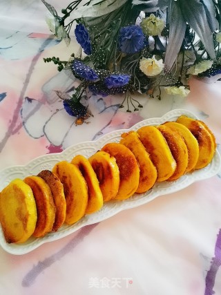 Pan-fried Pumpkin Bun Slices recipe