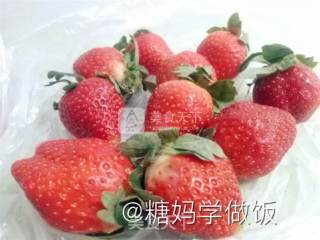 Strawberry Snowman recipe