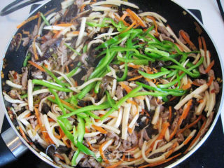 Shredded Pork with Oyster Mushroom recipe