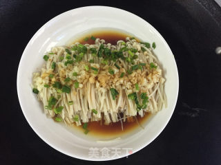 Enoki Mushroom with Garlic recipe