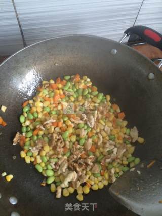 Stir-fried Three Diced Walnuts recipe