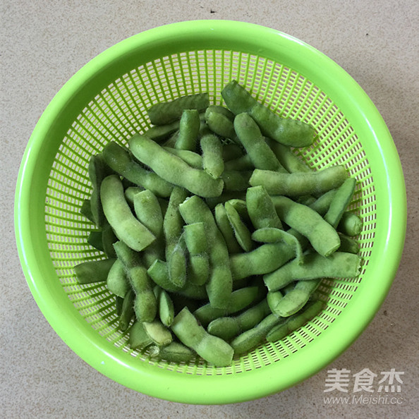 Spicy Cold Edamame recipe