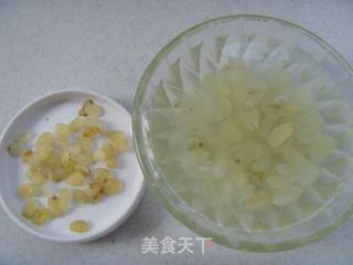 Summer Beauty Dessert---soap Japonica Rice White Fungus Soup recipe