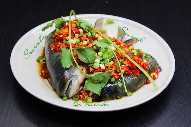 Steamed Fish Head with Chopped Pepper recipe