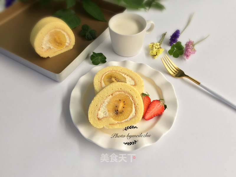 #the 4th Baking Contest and is Love to Eat Festival# Kiwi Cream Cake Roll recipe