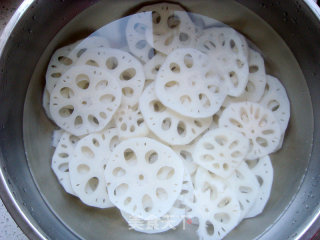 Hot and Sour Lotus Root Slices recipe