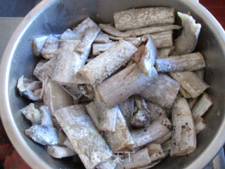 Fried Black Pepper Octopus recipe