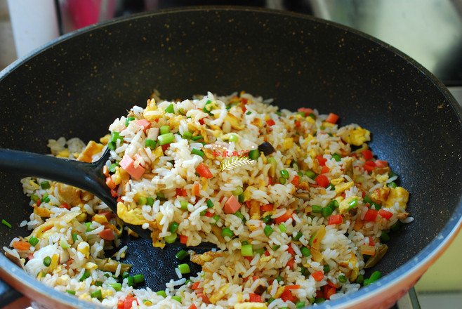 Fried Rice with Mustard, Mixed Vegetables and Egg recipe