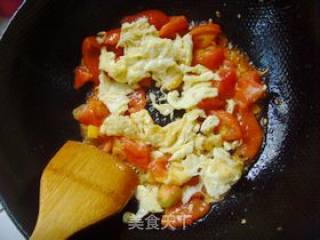 Tomato Scrambled Eggs recipe