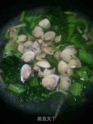 Lean Meat Soup with Mustard and Car Snails recipe