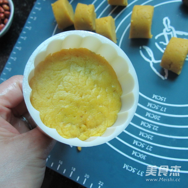 Bean Paste Mooncake recipe