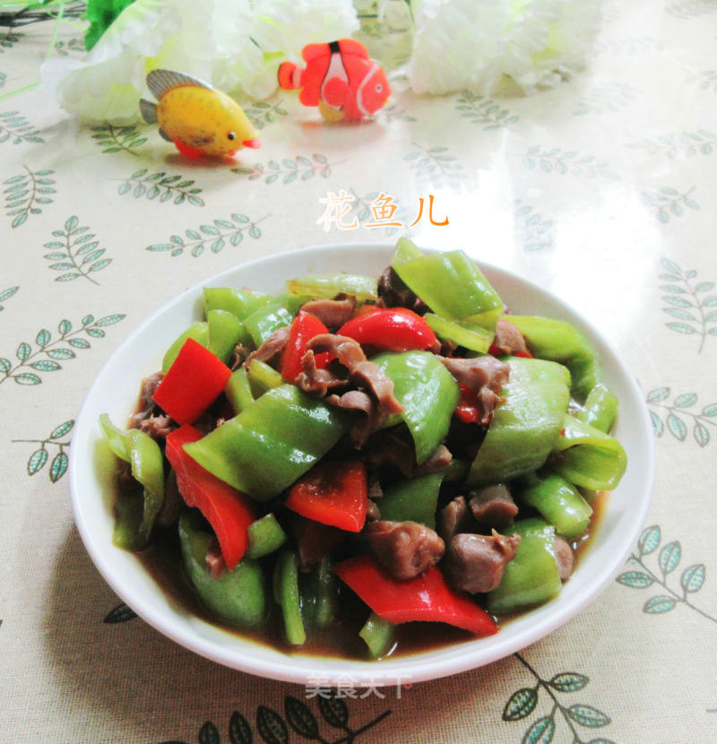 Stir-fried Chicken Gizzards with Green and Red Peppers recipe