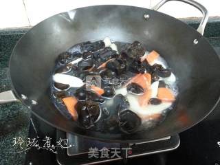 Fried Fungus with Yam recipe