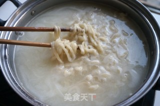 Hand-rolled Noodles with Minced Meat and Onion recipe