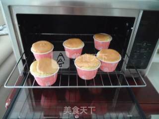 Original Chiffon Cream Cup Cake recipe
