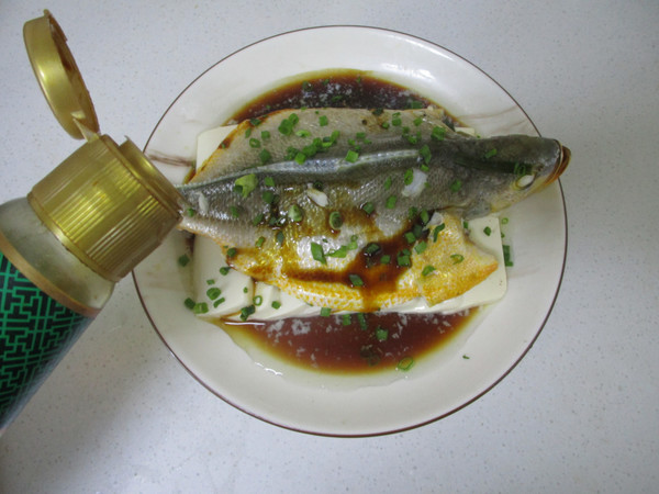 Steamed Tofu with Small Yellow Croaker recipe