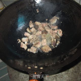 Stir-fried Sour and Spicy Donkey Meat recipe