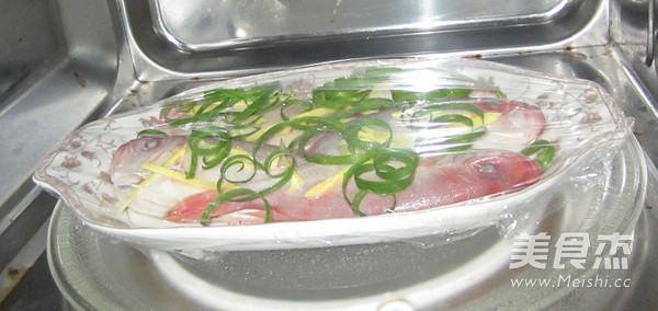 Microwave Steamed Fish recipe