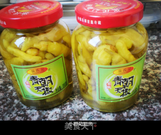 Xiao Ye Ju [pickled Pepper Chicken Feet] recipe