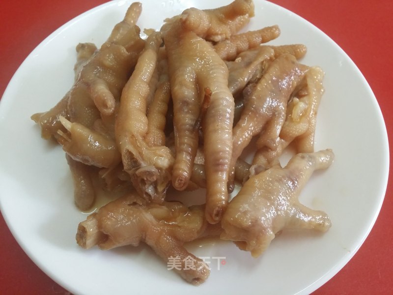 Braised Chicken Feet with Belling Grass recipe