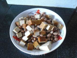 Tofu Mixed with Peanuts recipe