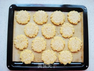 Sesame Walnut Crisp recipe