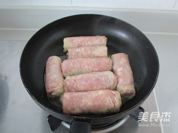 Tofu Cloth Meat Rolls recipe