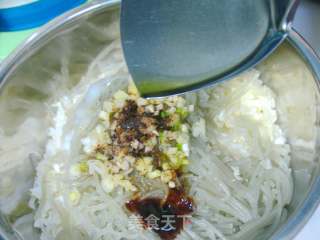 Vegetarian Stuffing is Also Delicious-fried Buns with Cabbage and Vermicelli recipe