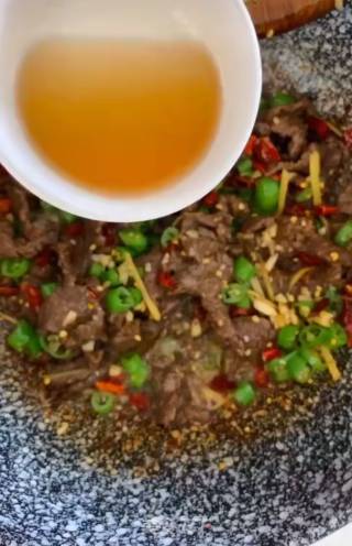 Small Stir-fried Beef recipe