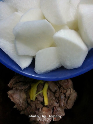 Stewed Winter Style--braised Lamb and Carrot Soup recipe