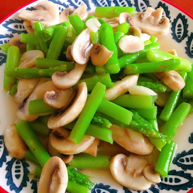 Stir-fried White Mushrooms with Asparagus recipe