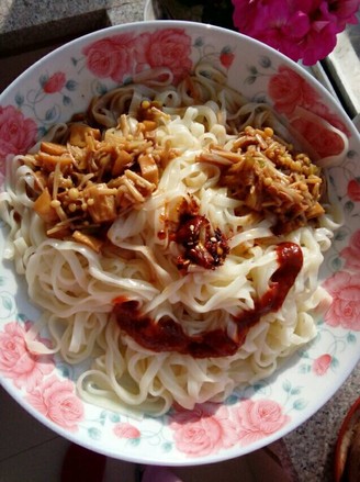 Noodles with Enoki Mushroom recipe